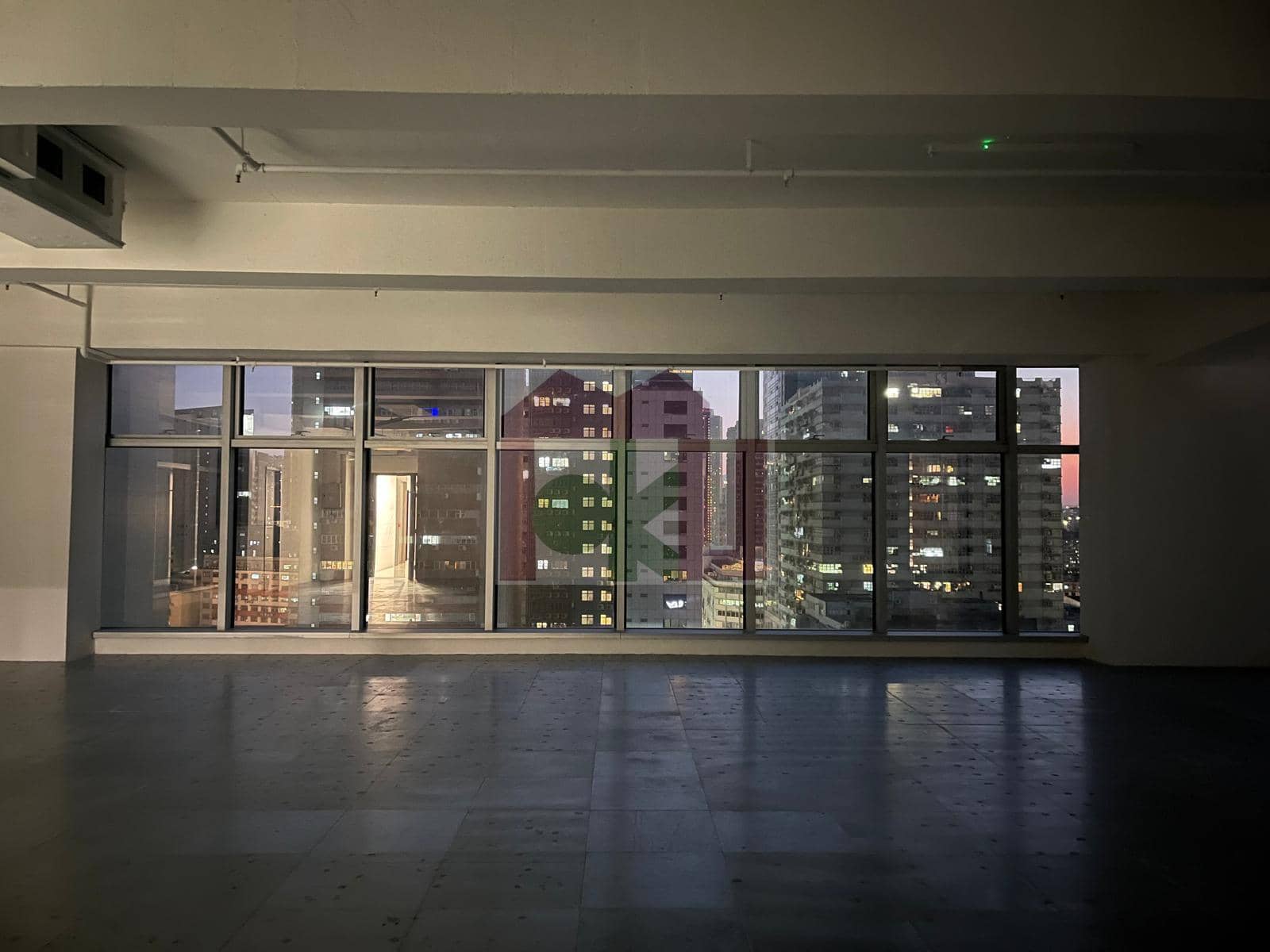 Maxgrand Plaza building or unit photo